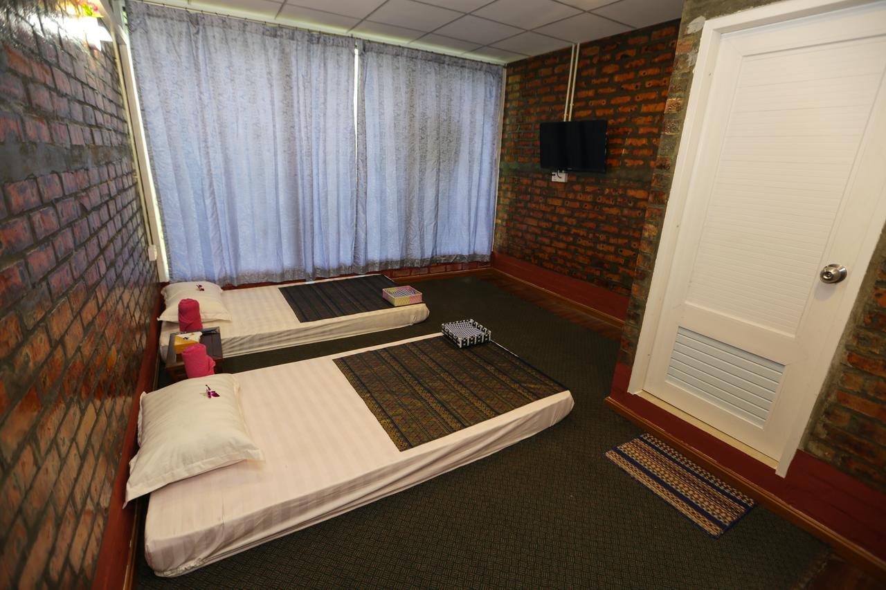 Grand Garden Hotel Yangon Esterno foto