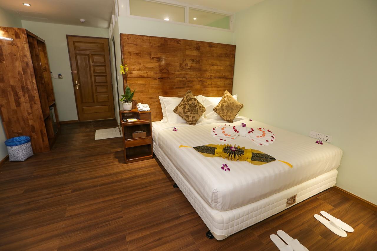 Grand Garden Hotel Yangon Esterno foto