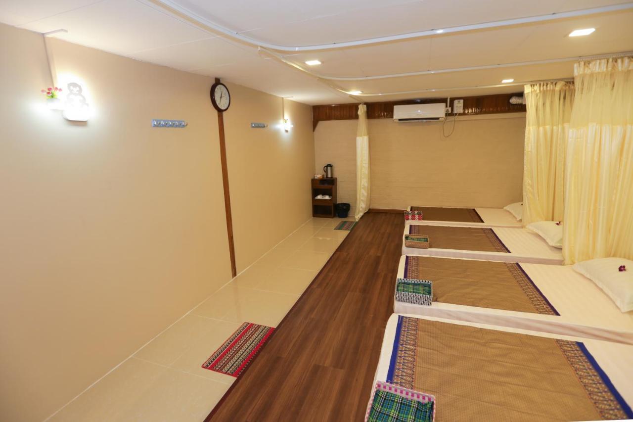 Grand Garden Hotel Yangon Esterno foto