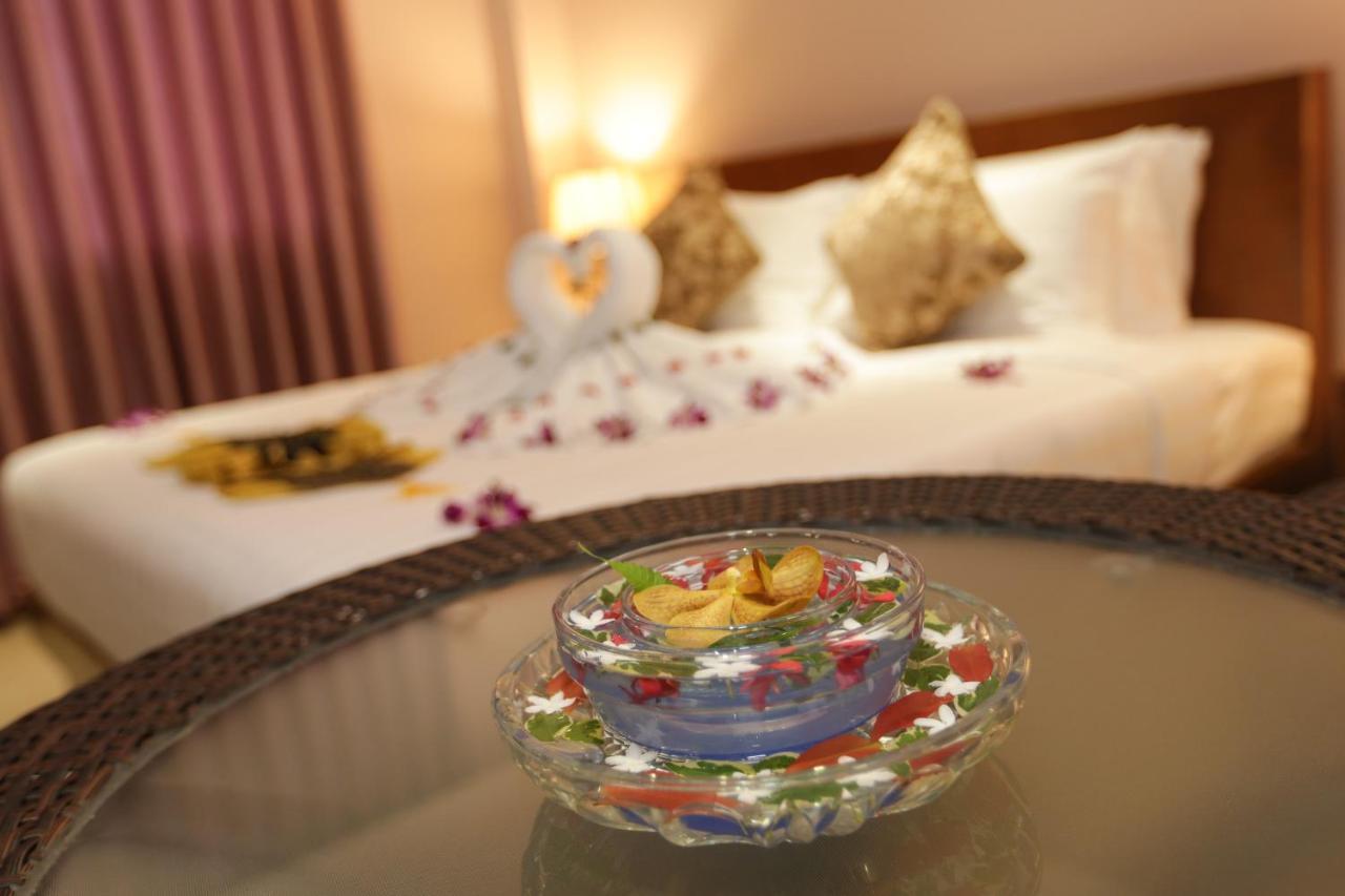 Grand Garden Hotel Yangon Esterno foto
